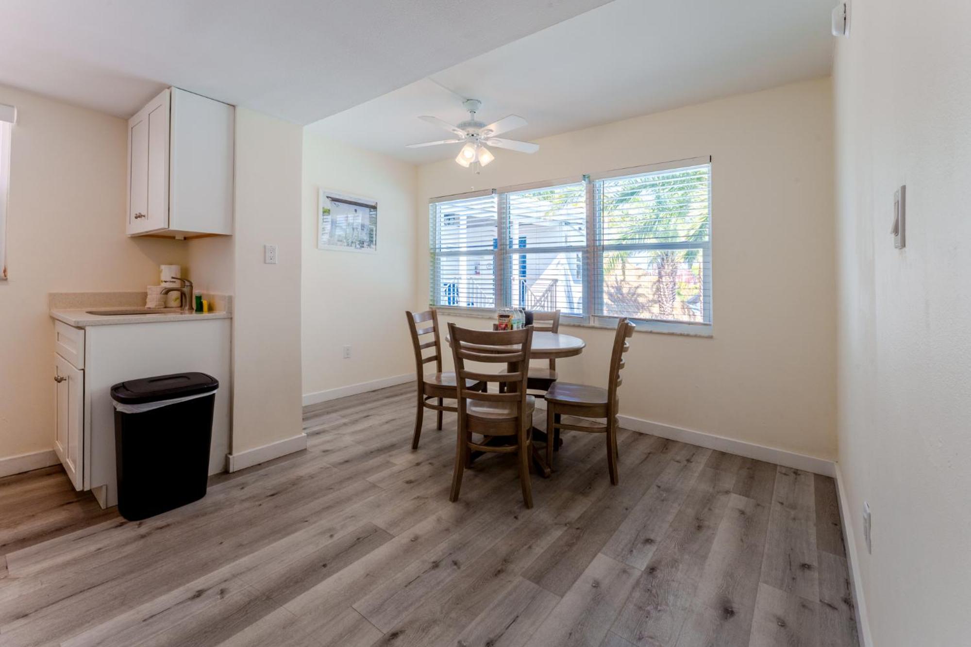 סרסוטה Siesta Key Beach Resort And Suites מראה חיצוני תמונה